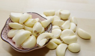 大蒜被冻成透明状还能吃吗 大蒜被冻成透明状还可以吃吗