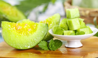 黄桃和香瓜能一起吃吗 关于黄桃和香瓜的介绍