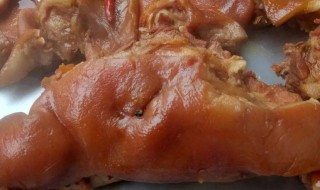 卤猪脸的做法及配料 关于卤猪脸的做法及配料