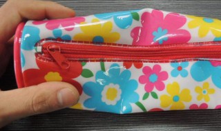 槊料笔袋怎样清洗 槊料笔袋如何清洗