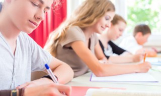 形容夜色灯光唯美句子 有关夜色灯光的优美句子