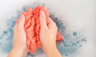 羊绒大衣可以水洗吗 羊绒大衣水洗可以吗