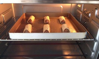 烤箱烤蛋糕的上下火温度和时间 烤箱烤蛋糕时间温度