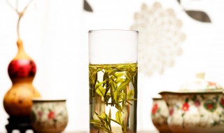 茶和桃子可以同时食用吗 茶和桃子可以一起吃吗