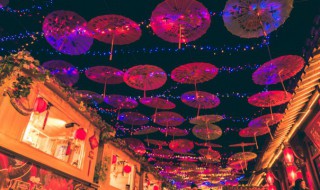 元宵节送灯的由来 元宵节送灯是怎么来的呢