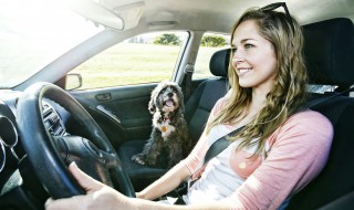 怎样清洗小车节气门 清洗小车节气门的做法