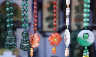 怎样清洗翡翠吊坠 清洗翡翠吊坠的方法