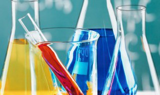 甲苯的化学方程式是什么啊 什么是甲苯的化学方程式