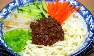 家常炸酱面的做法 怎样做家常炸酱面