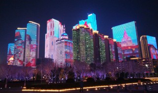 青岛2019十一还有灯光秀吗 下面为大家解答