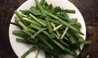 韩式拌韭菜做法图解 一道韩式家常菜