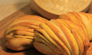 烤黄金大花卷做法 烤黄金大花卷的制作方法步骤详解