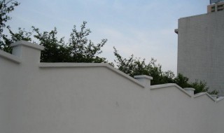 墙上起白霜怎么处理 是为什么起霜