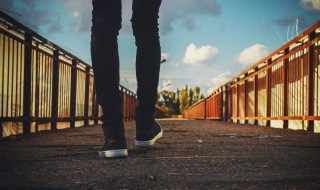 适合发朋友圈的人生感悟句子 关于人生感悟的说说