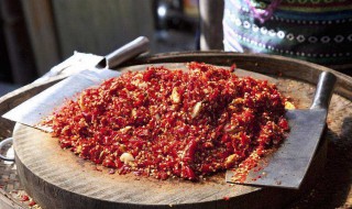 剁椒鱼头的剁椒怎么做 剁椒鱼头的剁椒的做法