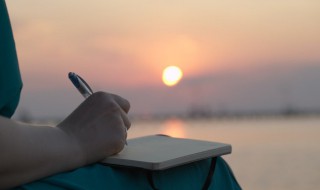 夸孩子做家务的句子 夸孩子做家务的句子有哪些