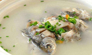 鲫鱼最简单的做法 鲫鱼最简单的做法与步骤