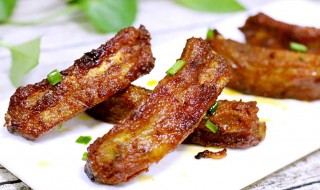 烤箱烤排骨的简单做法 需要的材料如下