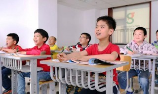 自怎么读 自这个字读什么呢