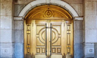 实木门如何清洗更干净 实木门怎样清洗更干净