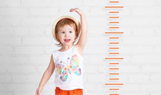 三岁孩子喜欢玩水怎么办 三岁孩子喜欢玩水的办法