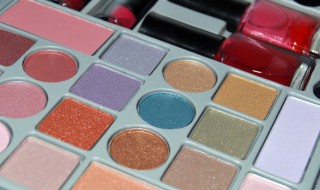 隔离霜颜色怎么选择 怎样选隔离霜颜色