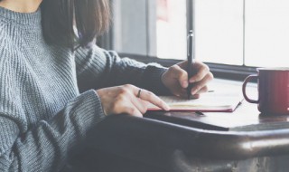 李清照词如梦令原文翻译及赏析 关于李清照词如梦令原文翻译及赏析