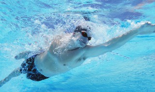 冬季游泳要注意什么 冬天游泳应该注意什么