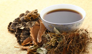 喝补气血的中药有什么禁忌 喝补气血的中药的注意事项