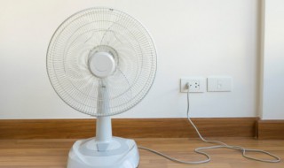 打雷可以在室内吹风扇吗 打雷可不可以在室内吹风扇