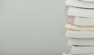 丹唇未启笑先闻全诗 丹唇未启笑先闻原文是什么