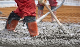 c30混凝土裂缝原因 C30混凝土局部出现开裂是怎么回事