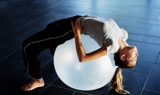 减腹部赘肉方法 几个方法坚持让肚腩恢复平坦