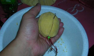 爆炸钩用什么饵料好 爆炸鱼钩用什么饵料