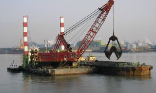 挖泥船工作原理 挖泥船的工作原理是什么