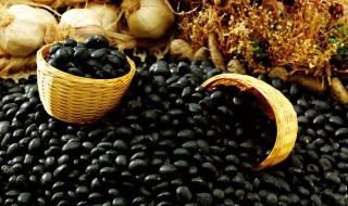 女人吃炒黑豆的好处 主要有这四点