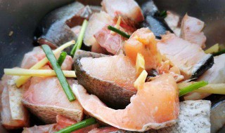 裹淀粉的鱼怎么做 裹淀粉的鱼怎么做比较好