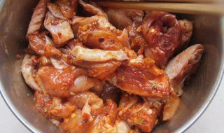 腌鸡肉块的方法 腌鸡肉块的方法介绍