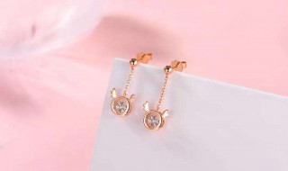 元旦送女朋友什么礼物 以下的礼物总有一款合适