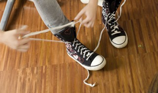 鞋子发黄怎么快速解决 鞋发黄怎么办