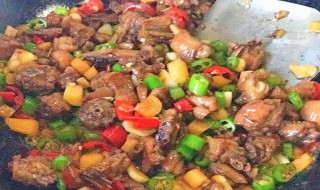 家常爆炒鸭子的做法 家常爆炒鸭子的做法简述