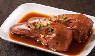 鸭头去毛的正确方法 鸭头去毛的正确方法 是什么