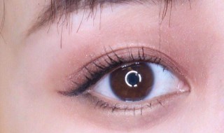 学生画眼影技巧 手残党也能hold住各种眼影盘