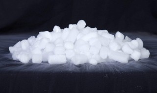 干冰快递保存方法 快递的干冰怎么处理掉