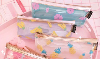 透明的笔袋发黄该怎样清理干净 透明的笔袋发黄该如何清理干净