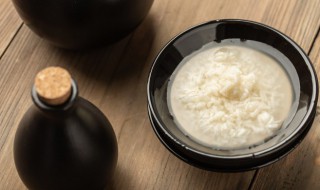 糯米和普通大米做甜酒区别 使用糯米和普通大米做甜酒的区别