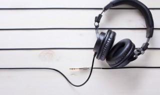 失眠电台歌词 失眠电台歌曲介绍