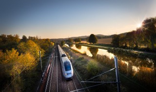 香水可以带上火车吗 香水可不可以带上火车