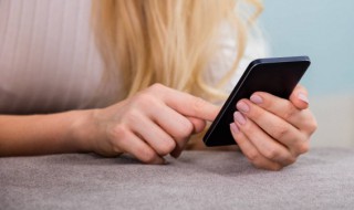 滴水屏和刘海屏的区别 关于滴水屏和刘海屏区别介绍