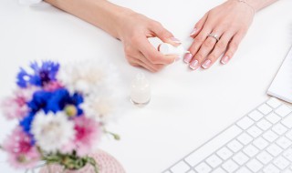 甲床是什么呢 甲床的解释